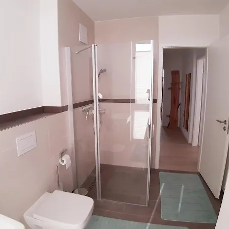 Haffduurn Apartment *